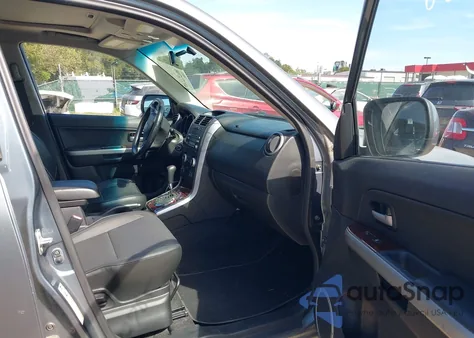 2006 Suzuki Grand Vitara Luxury z USA, uszkodzony, nr VIN JS3TD947764100175